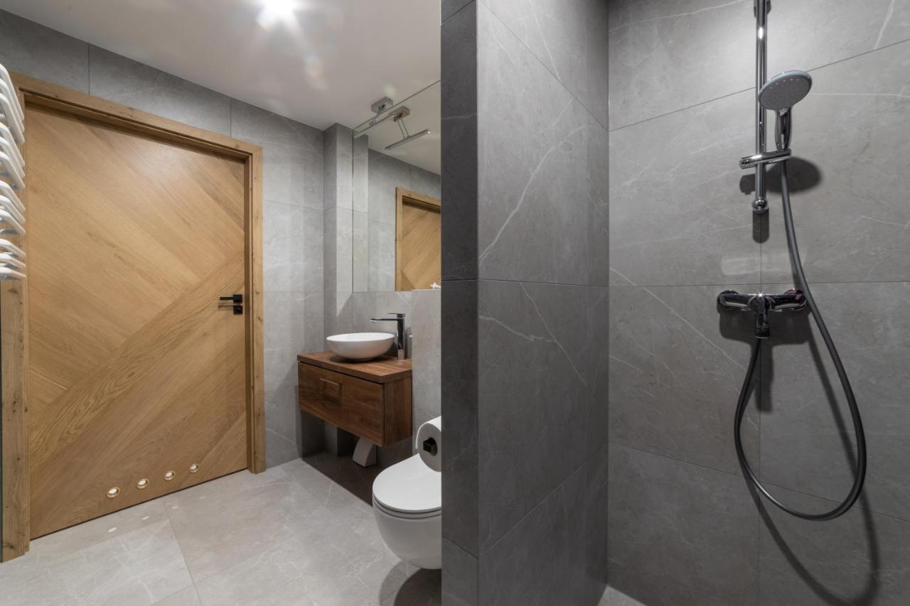 Milu Apartments Sebastiana Kraków Eksteriør billede