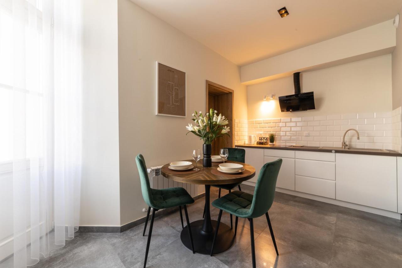 Milu Apartments Sebastiana Kraków Eksteriør billede